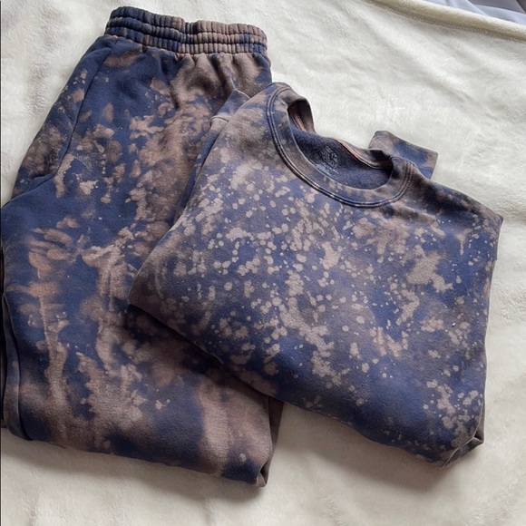 Tops - ✨Custom Bleach Tie Dye Sweatsuit Set